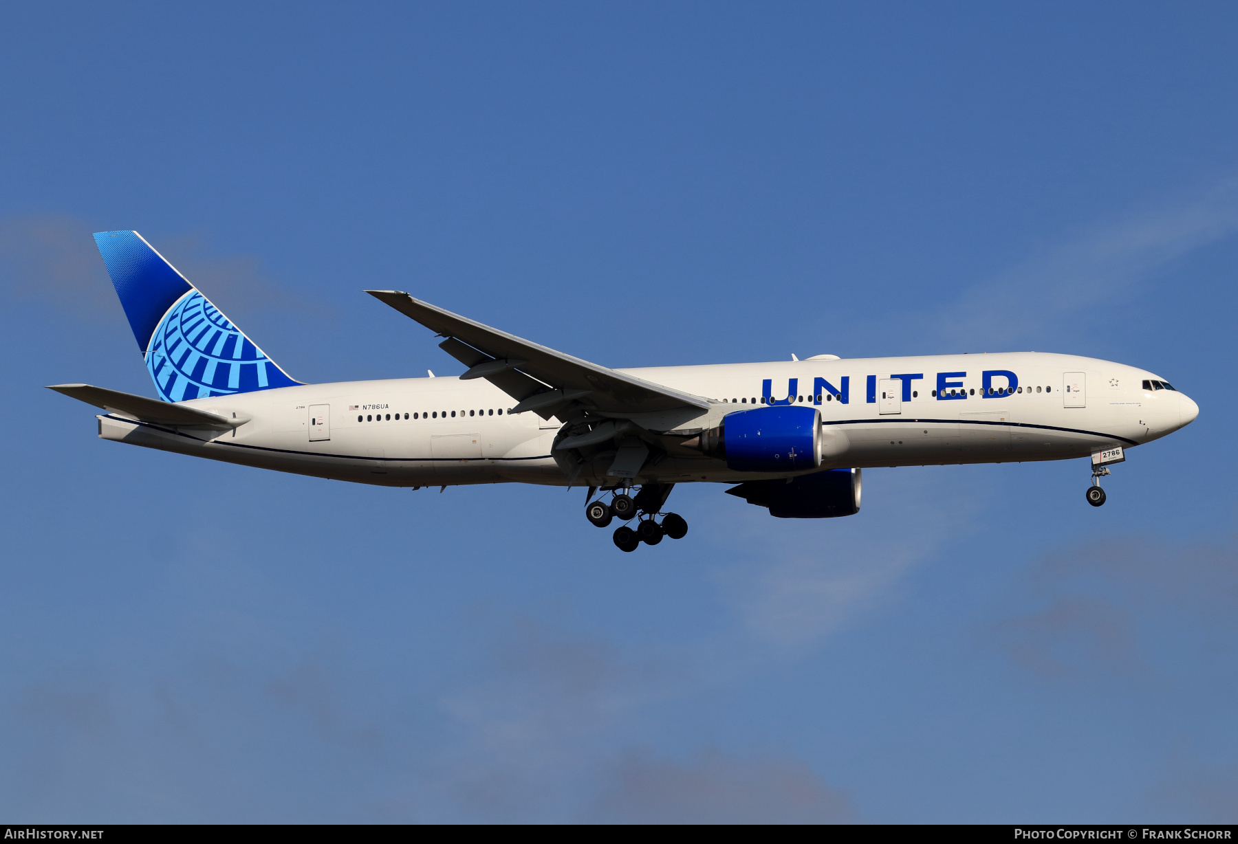 Aircraft Photo of N786UA | Boeing 777-222/ER | United Airlines | AirHistory.net #573318