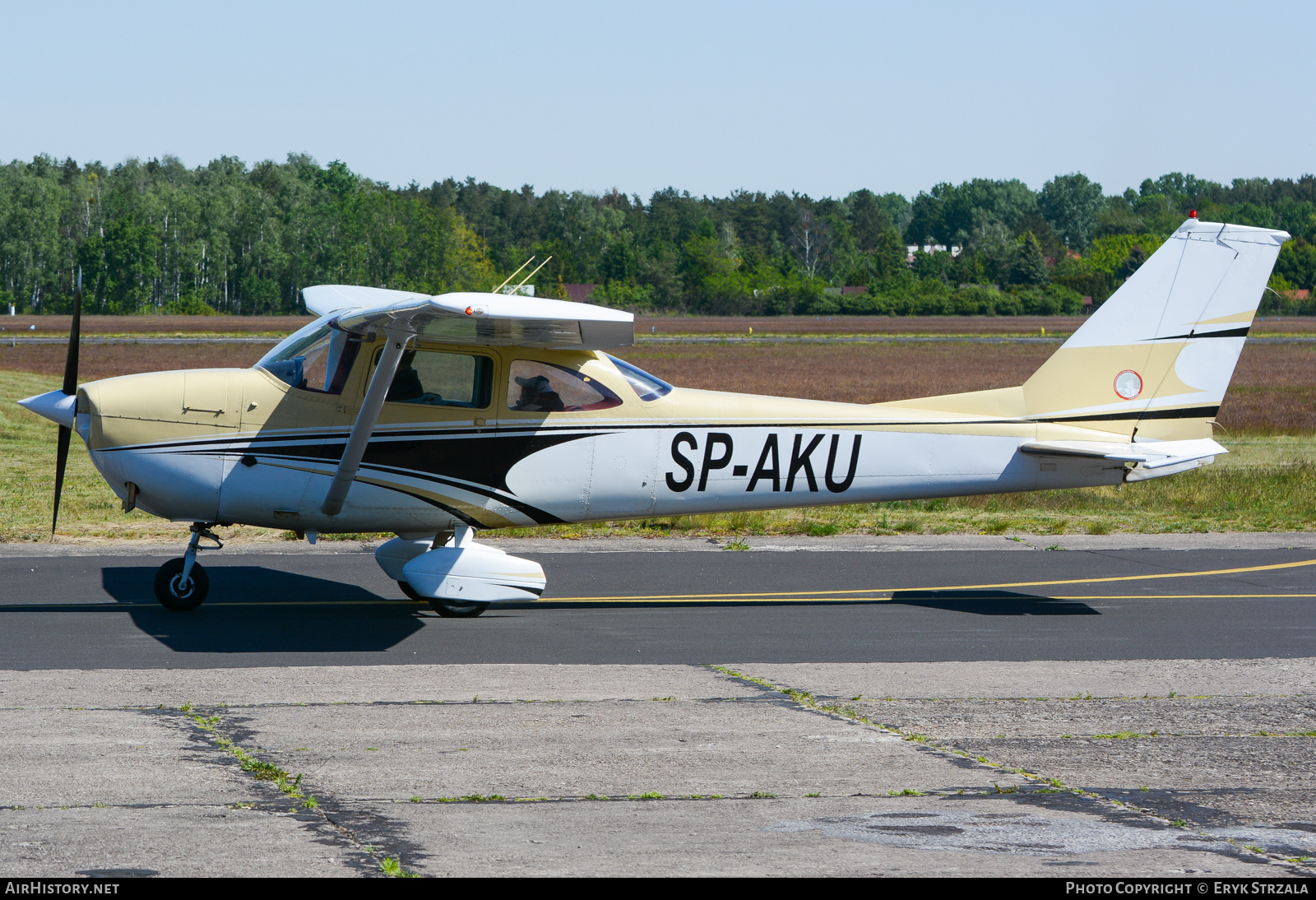 Aircraft Photo of SP-AKU | Reims F172H Skyhawk | AirHistory.net #573430