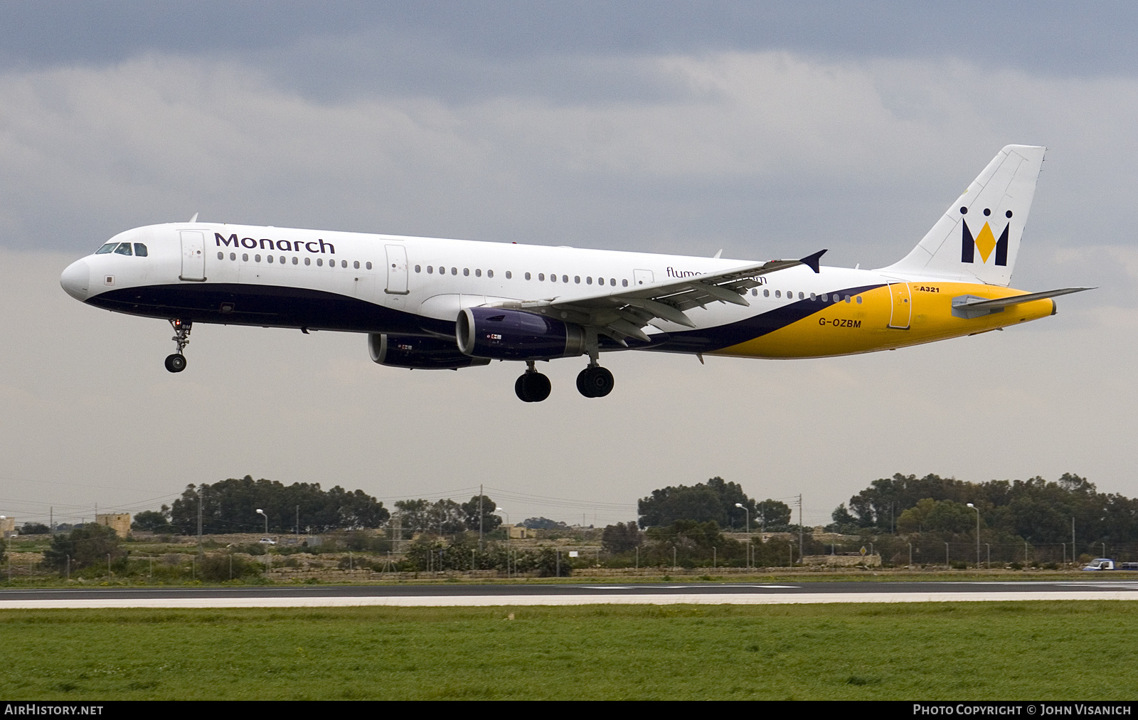 Aircraft Photo of G-OZBM | Airbus A321-231 | Monarch Airlines | AirHistory.net #573500