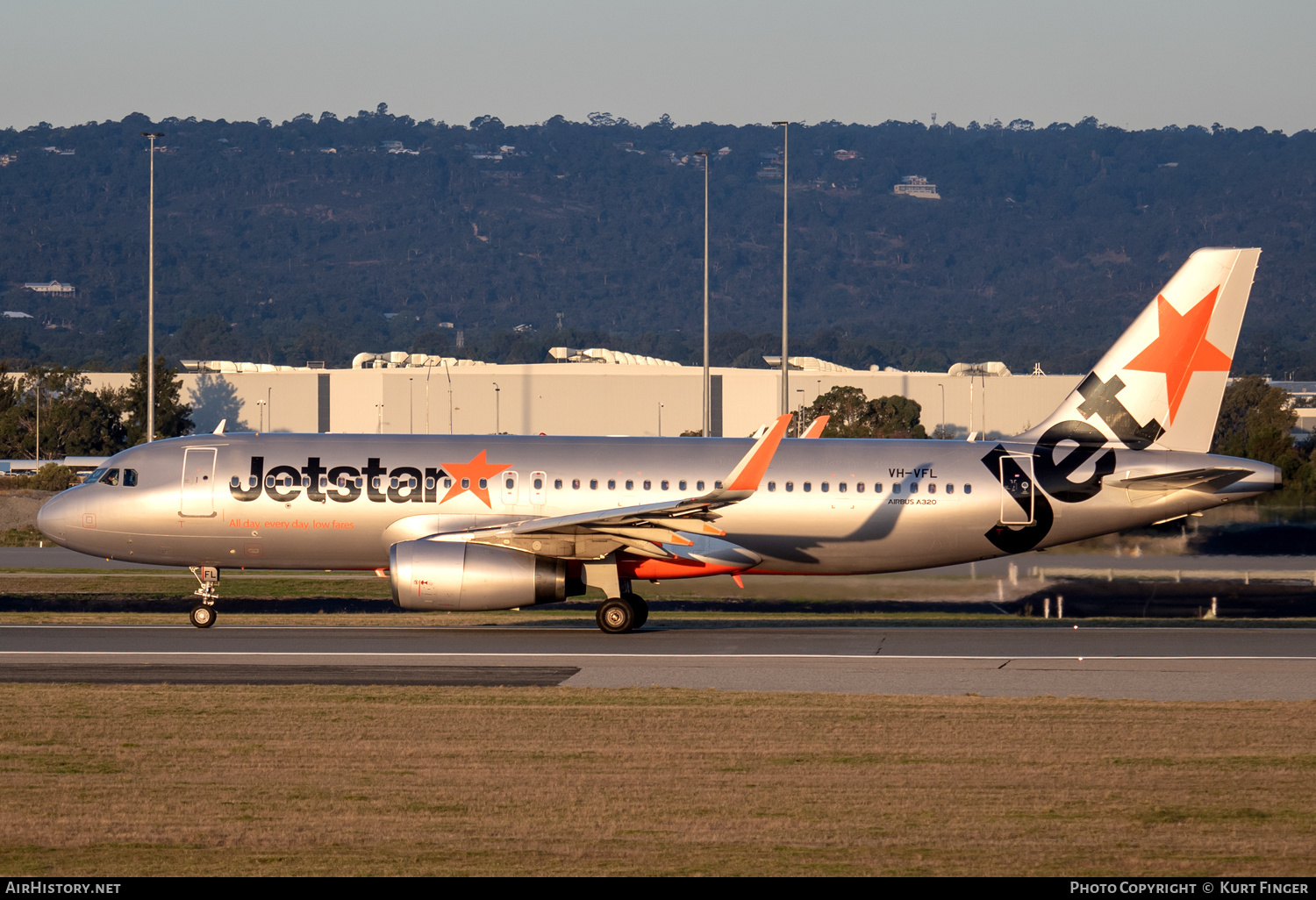 Aircraft Photo of VH-VFL | Airbus A320-232 | Jetstar Airways | AirHistory.net #573633