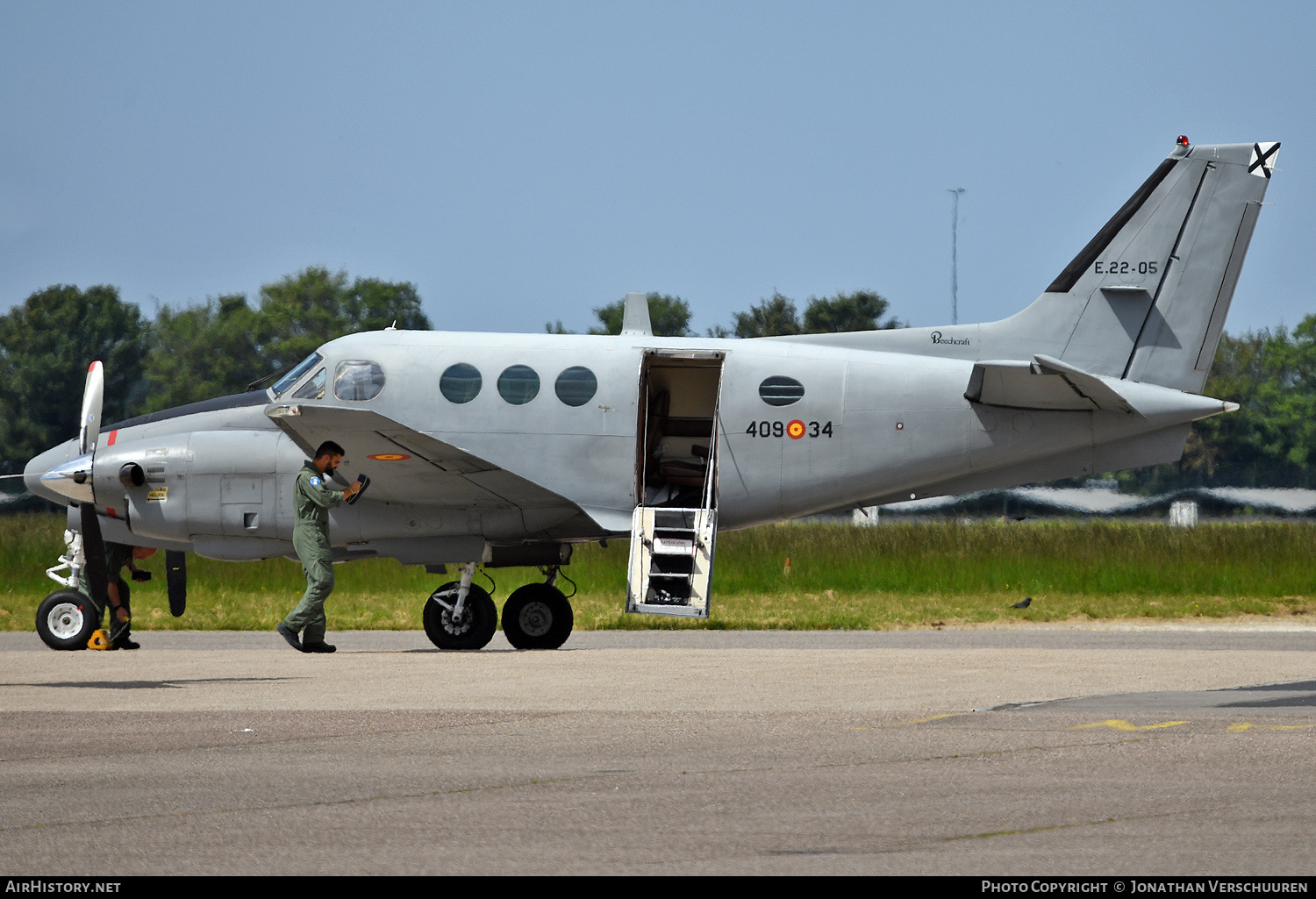 Aircraft Photo of E.22-05 | Beech C90 King Air | Spain - Air Force | AirHistory.net #573729