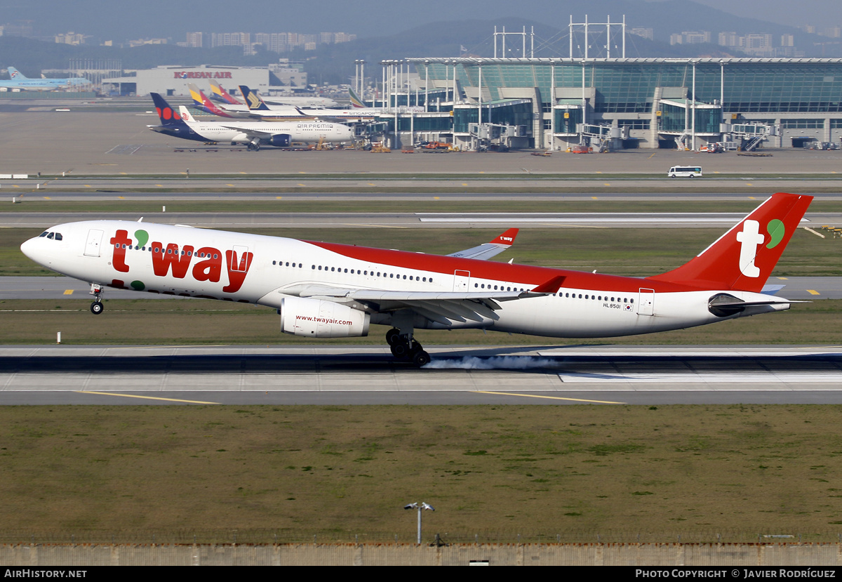 Aircraft Photo of HL8501 | Airbus A330-343E | T'way Air | AirHistory.net #573751