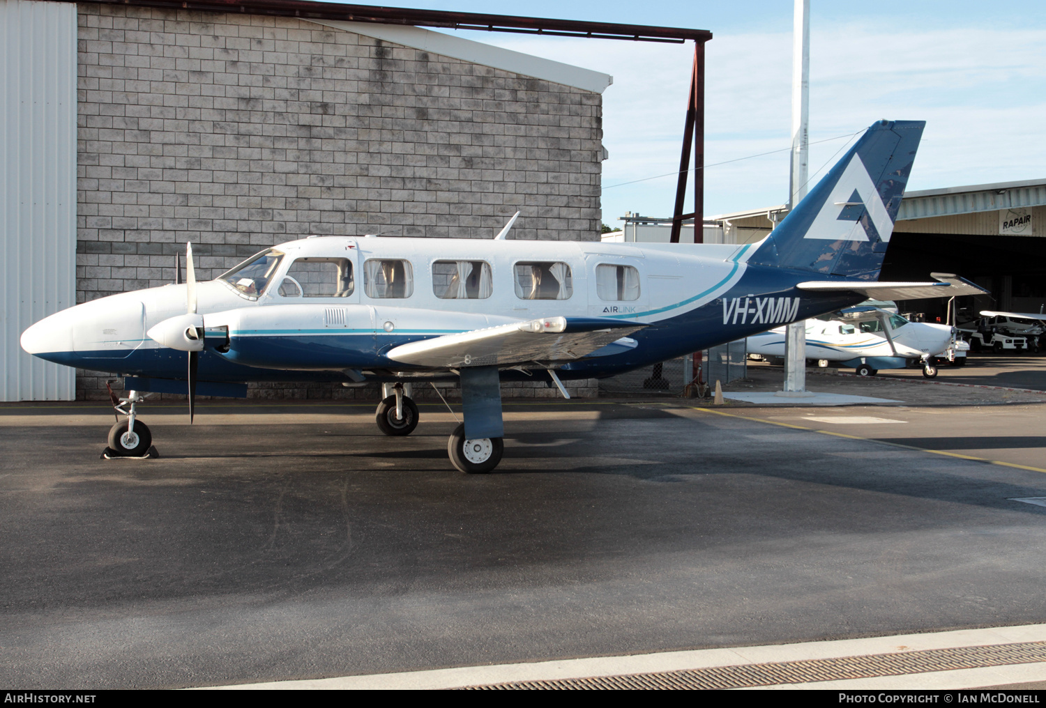 Aircraft Photo of VH-XMM | Piper PA-31-350 Chieftain | Air Link | AirHistory.net #573813