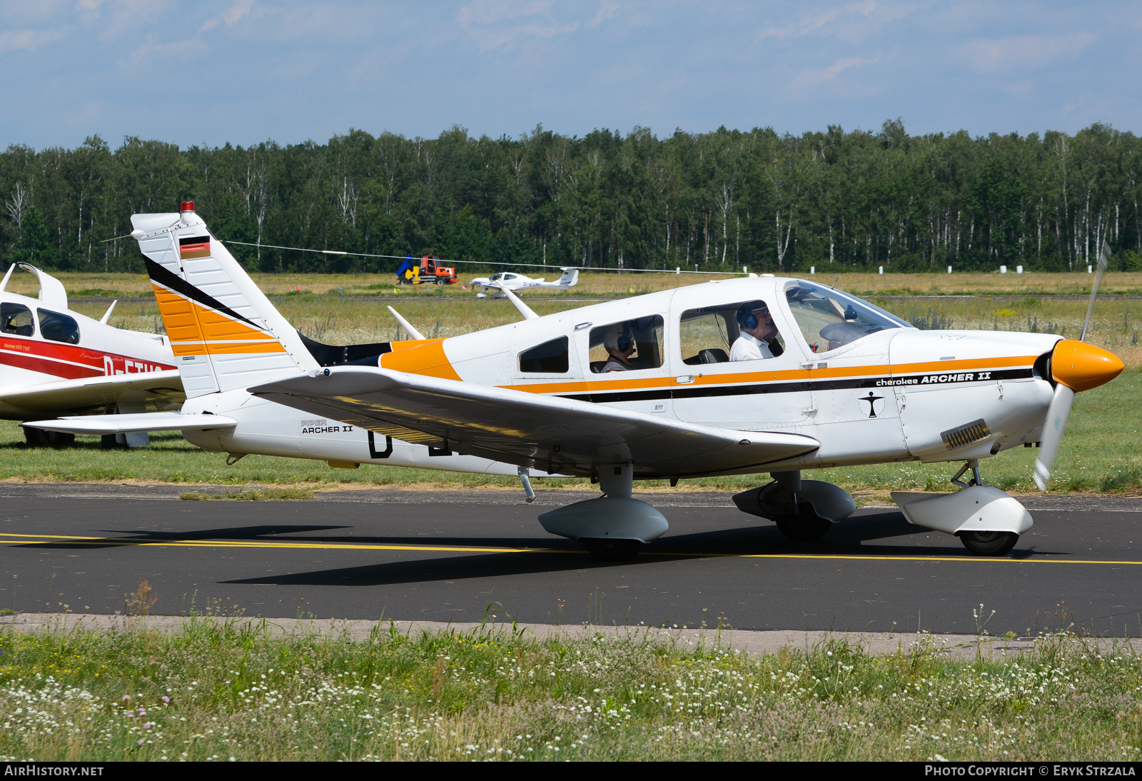 Aircraft Photo of D-EBCI | Piper PA-28-181 Cherokee Archer II | AirHistory.net #573848