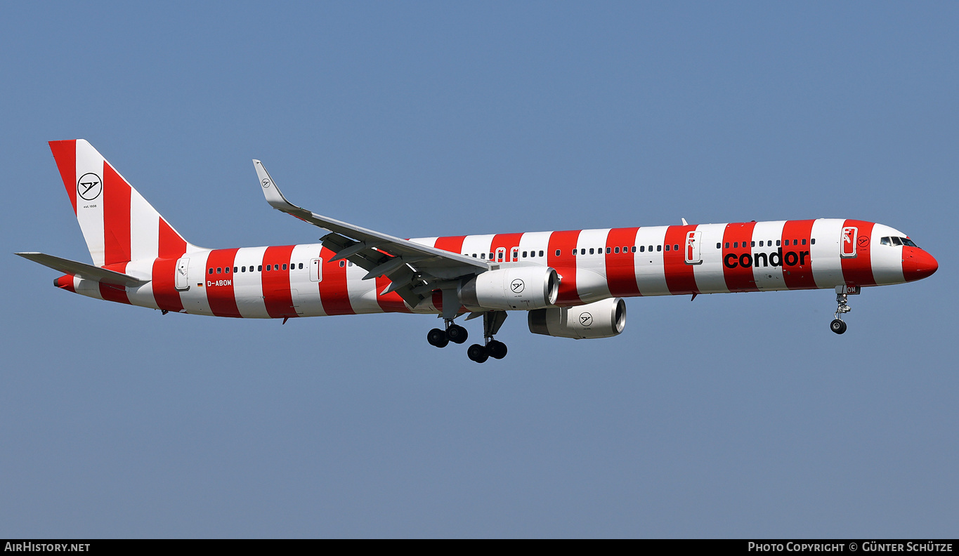 Aircraft Photo of D-ABOM | Boeing 757-330 | Condor Flugdienst | AirHistory.net #573929