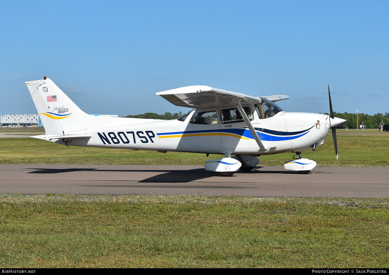 Aircraft Photo of N807SP | Cessna 172S Skyhawk SP | AirHistory.net #573943