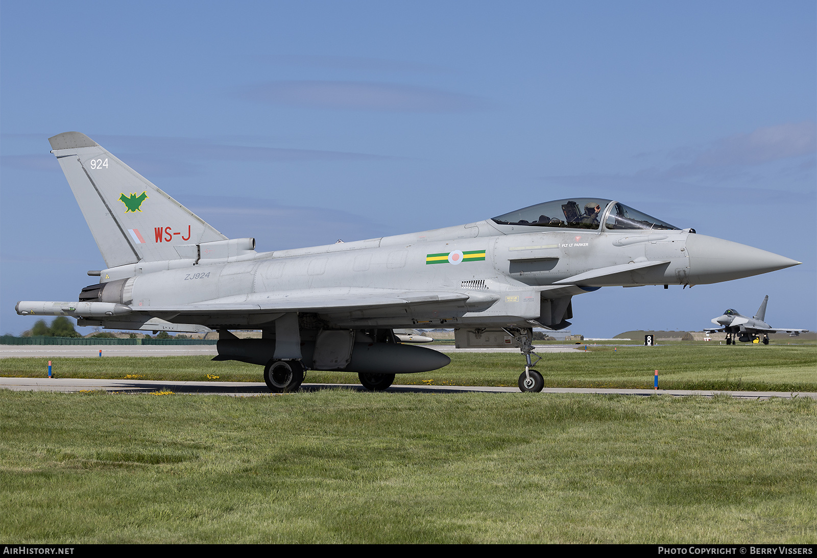 Aircraft Photo of ZJ924 | Eurofighter EF-2000 Typhoon FGR4 | UK - Air Force | AirHistory.net #573950