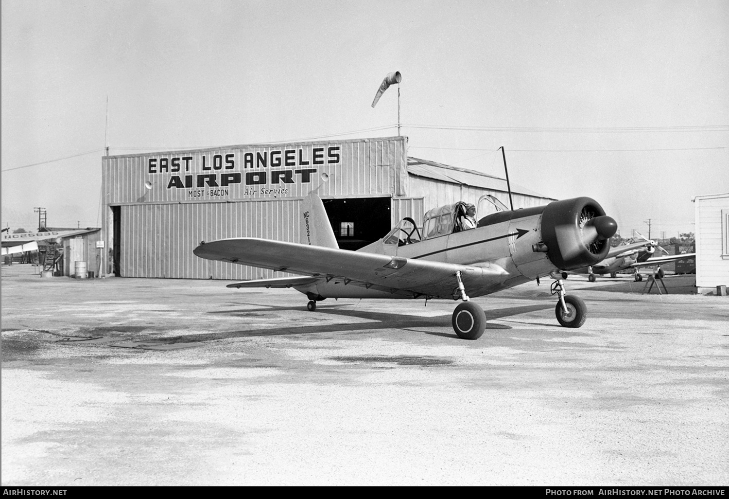 Aircraft Photo of NC63214 | Vultee BT-13 Valiant | AirHistory.net #574036