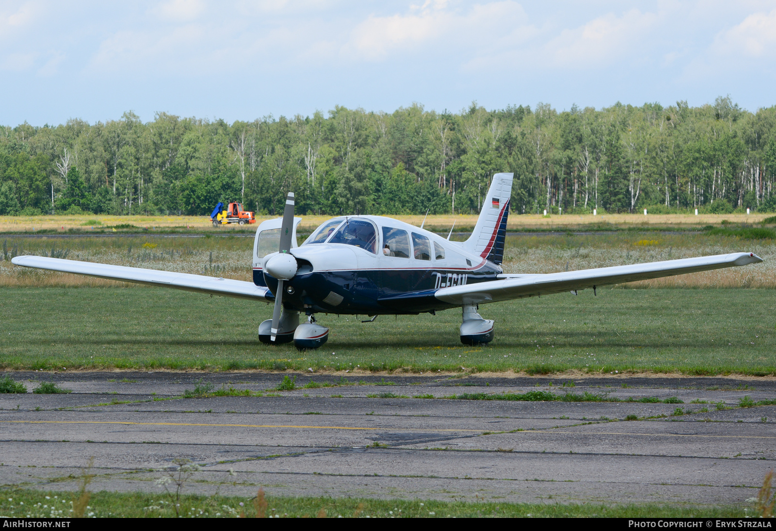 Aircraft Photo of D-EGAN | Piper PA-28-181 Archer II | AirHistory.net #574041