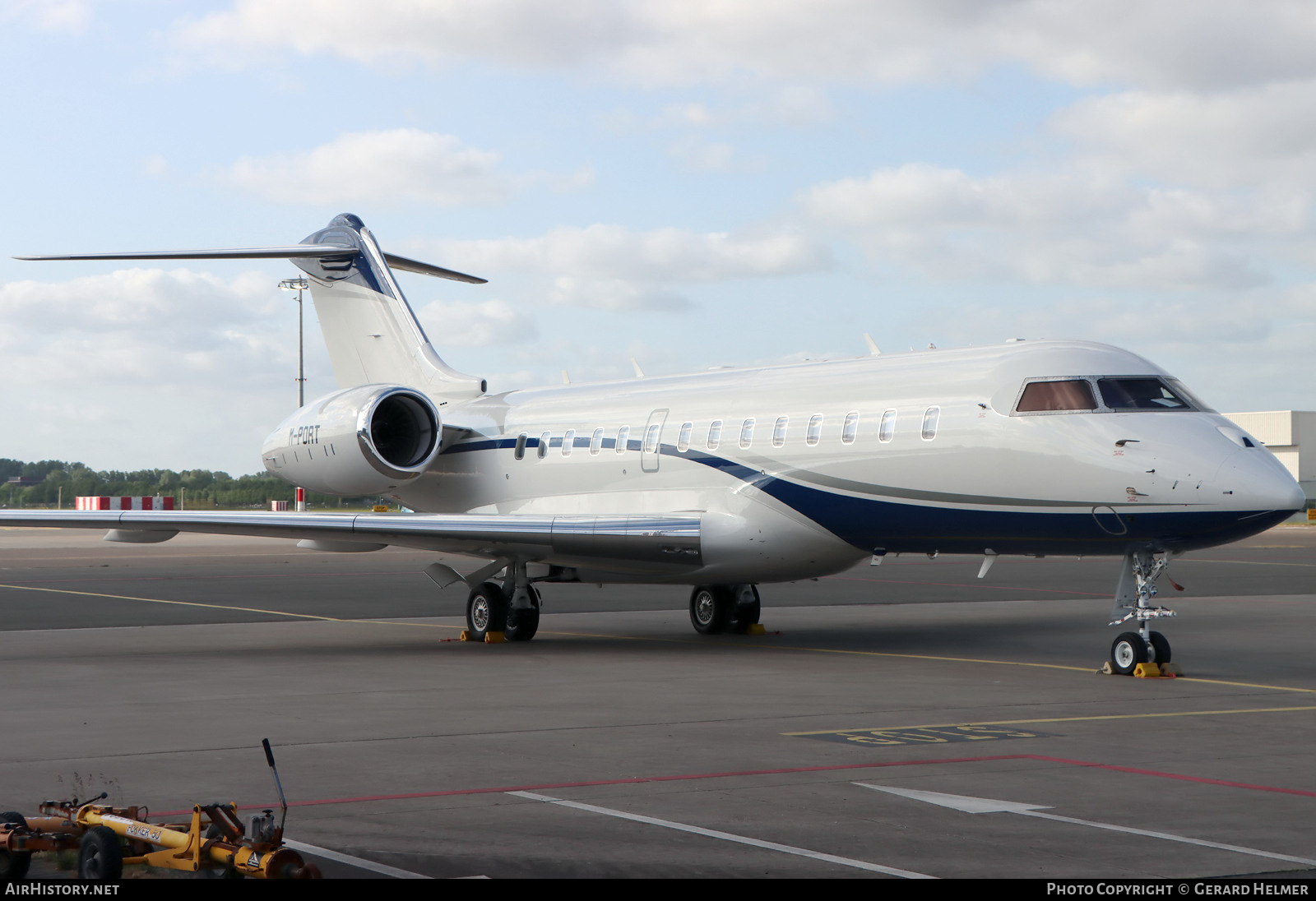 Aircraft Photo of M-PORT | Bombardier Global 5000 (BD-700-1A11) | AirHistory.net #574054