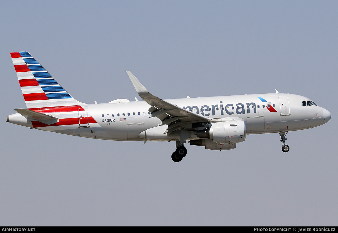 Aircraft Photo of N9010R | Airbus A319-115 | American Airlines | AirHistory.net #574128