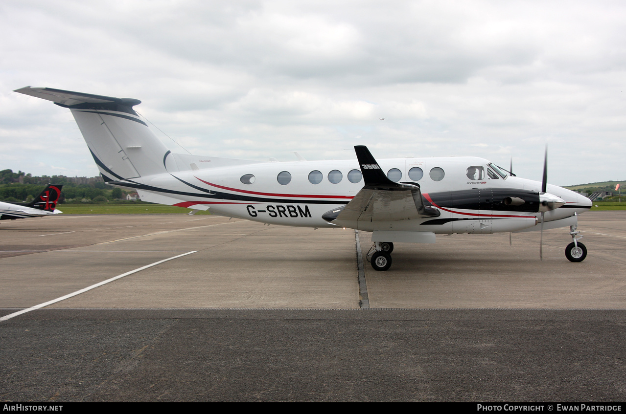 Aircraft Photo of G-SRBM | Beechcraft 350i King Air (B300) | AirHistory.net #574190