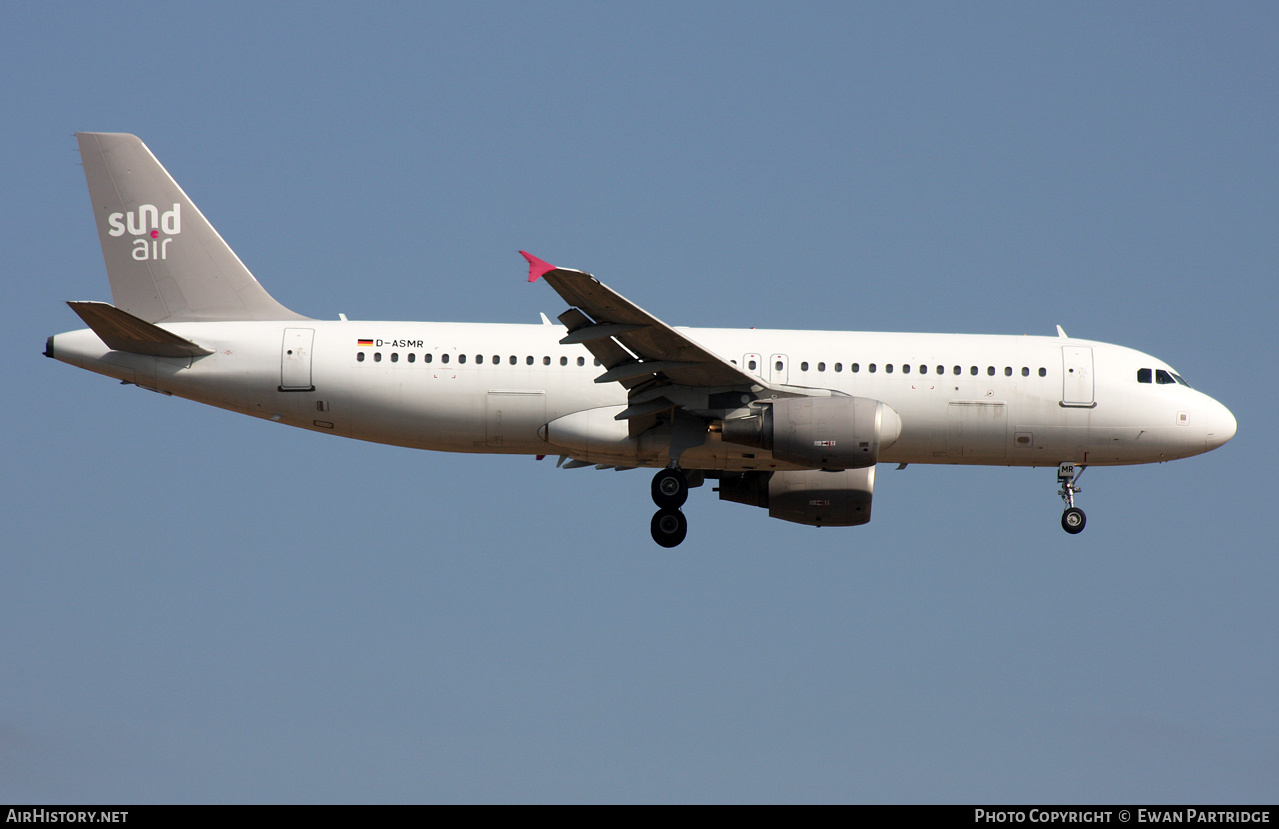 Aircraft Photo of D-ASMR | Airbus A320-214 | Sundair | AirHistory.net #574275