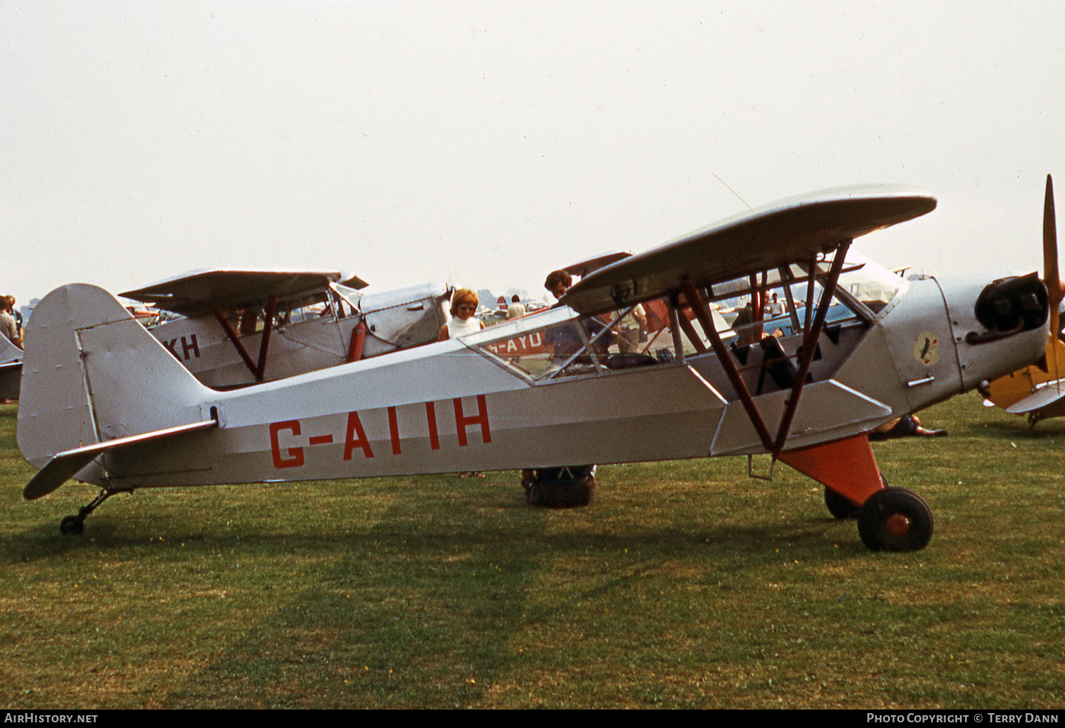 Aircraft Photo of G-AIIH | Piper J-3C-65 Cub | AirHistory.net #574300