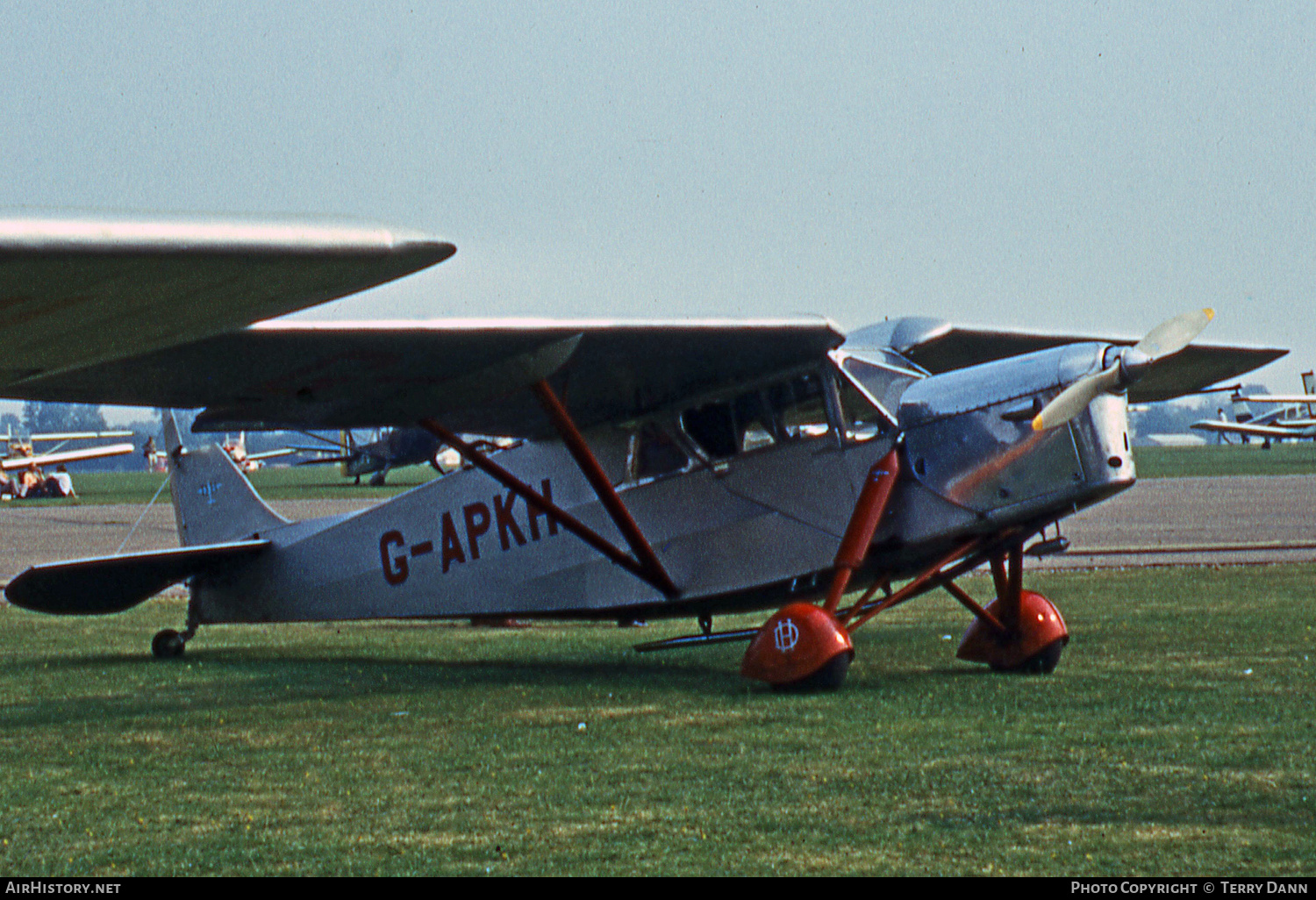 Aircraft Photo of G-APKH | De Havilland D.H. 85 Leopard Moth | AirHistory.net #574301