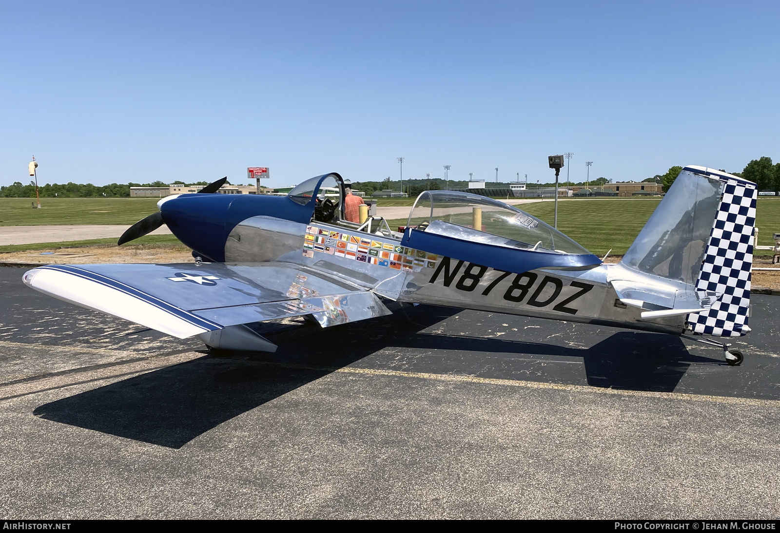 Aircraft Photo of N878DZ | Van's RV-8 | AirHistory.net #574319