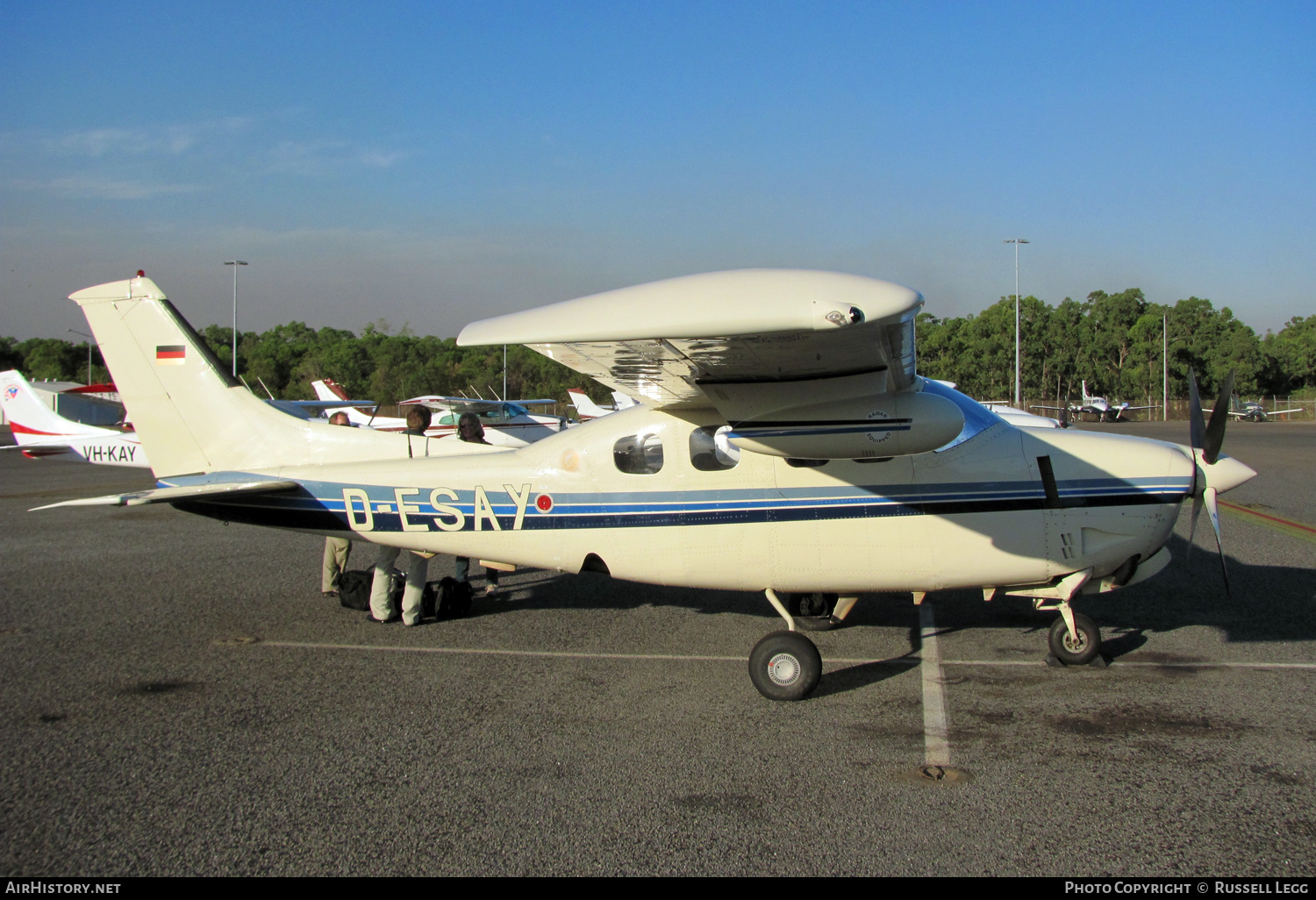 Aircraft Photo of D-ESAY | Cessna P210N Pressurized Centurion | AirHistory.net #574368