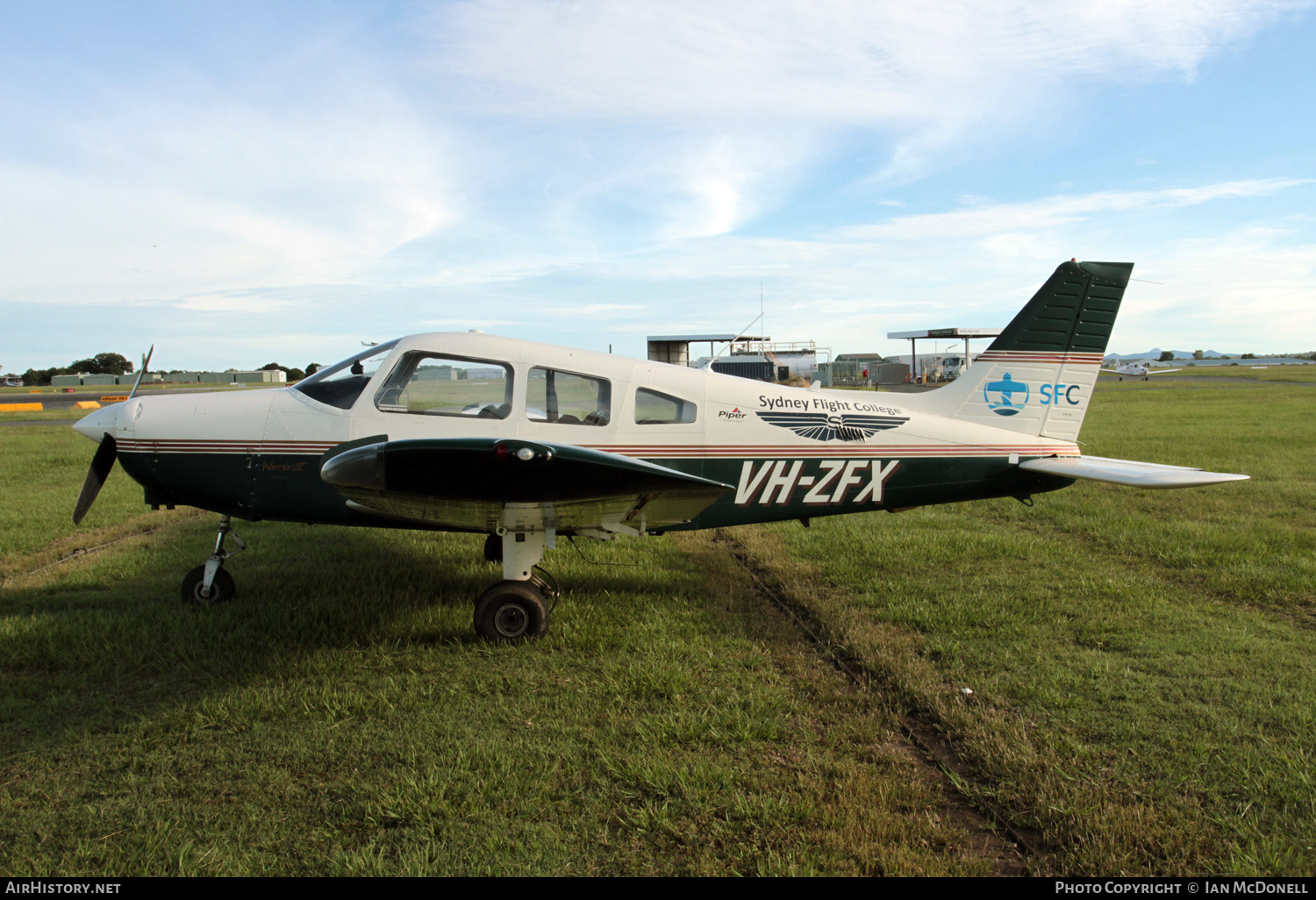 Aircraft Photo of VH-ZFX | Piper PA-28-161 Warrior III | SFC - Sydney Flight College | AirHistory.net #574381