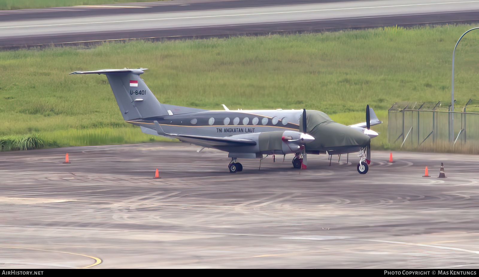 Aircraft Photo of U-6401 | Beechcraft B300 King Air 350 | Indonesia - Navy | AirHistory.net #574392