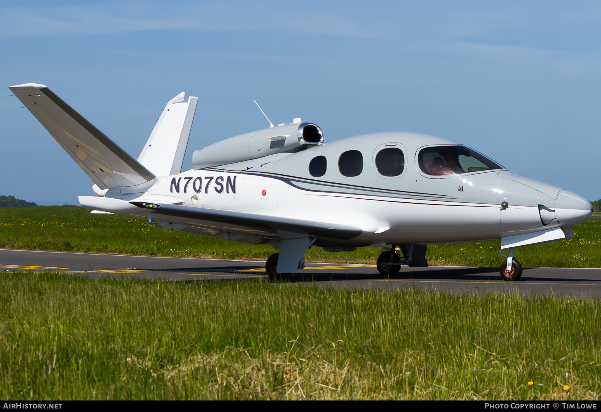 Aircraft Photo of N707SN | Cirrus SF-50 Vision | AirHistory.net #574451