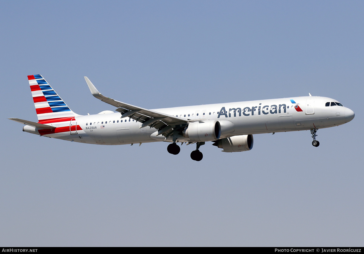 Aircraft Photo of N428AA | Airbus A321-253NX | American Airlines | AirHistory.net #574569