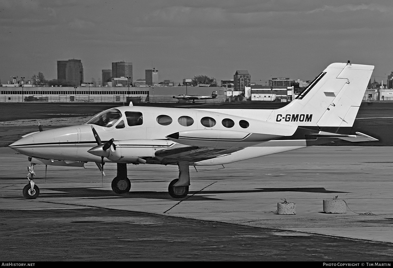 Aircraft Photo of C-GMOM | Cessna 414 | AirHistory.net #574583