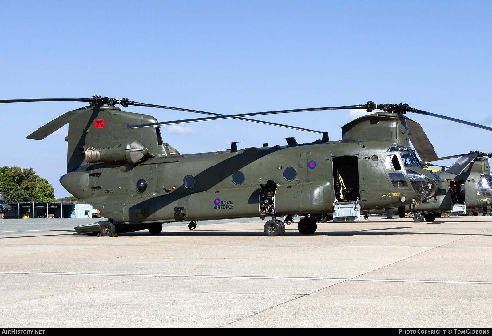 Aircraft Photo of ZH776 | Boeing Chinook HC4 (352) | UK - Air Force | AirHistory.net #574593