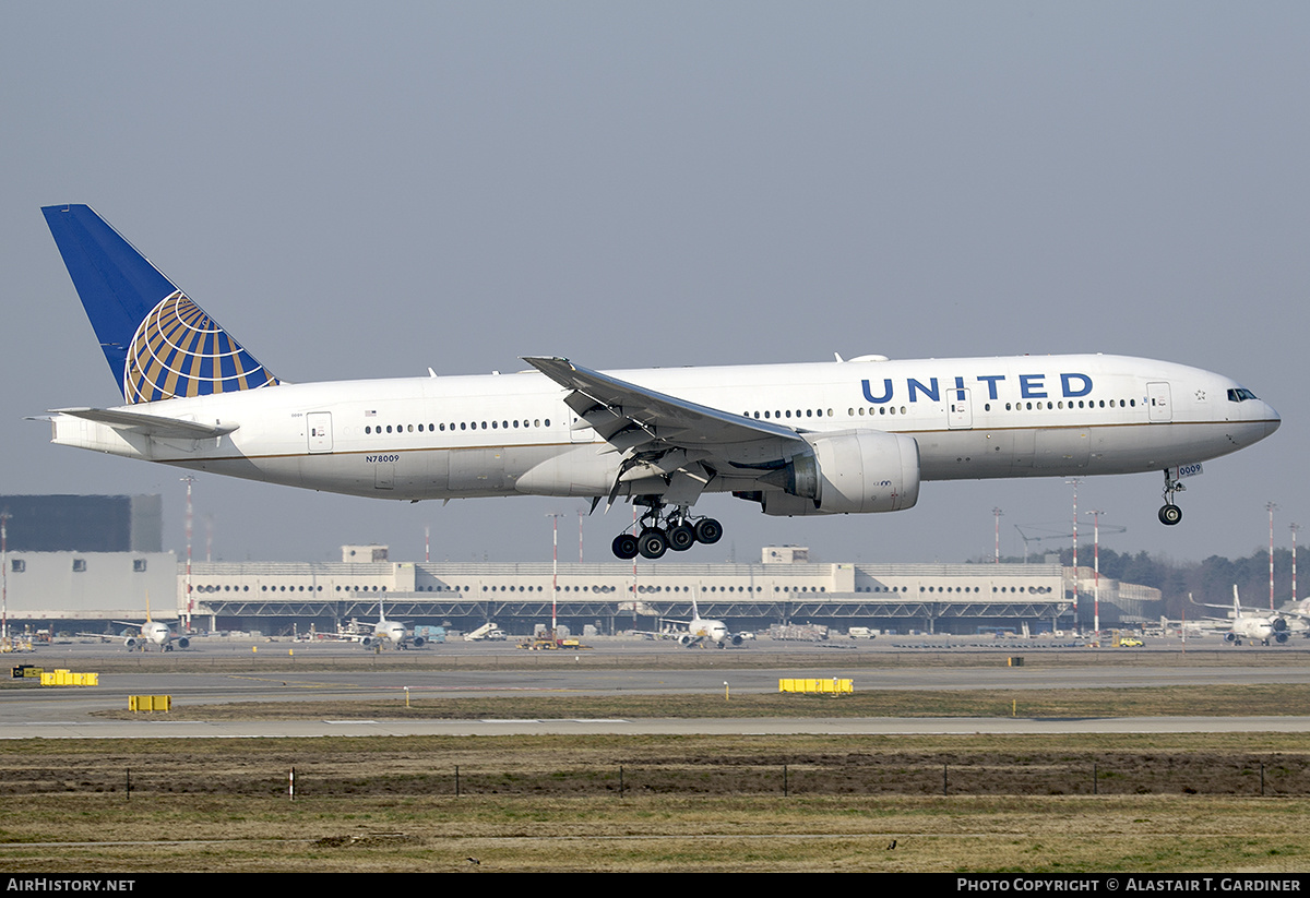 Aircraft Photo of N78009 | Boeing 777-224/ER | United Airlines | AirHistory.net #574645