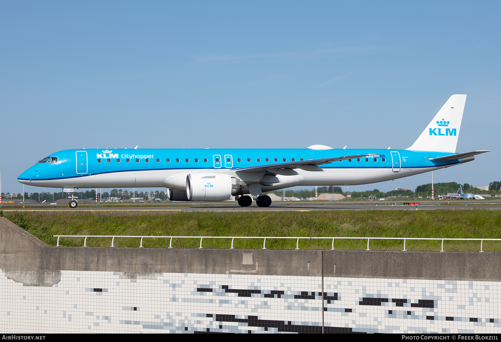 Aircraft Photo of PH-NXO | Embraer 195-E2 (ERJ-190-400) | KLM Cityhopper | AirHistory.net #574661