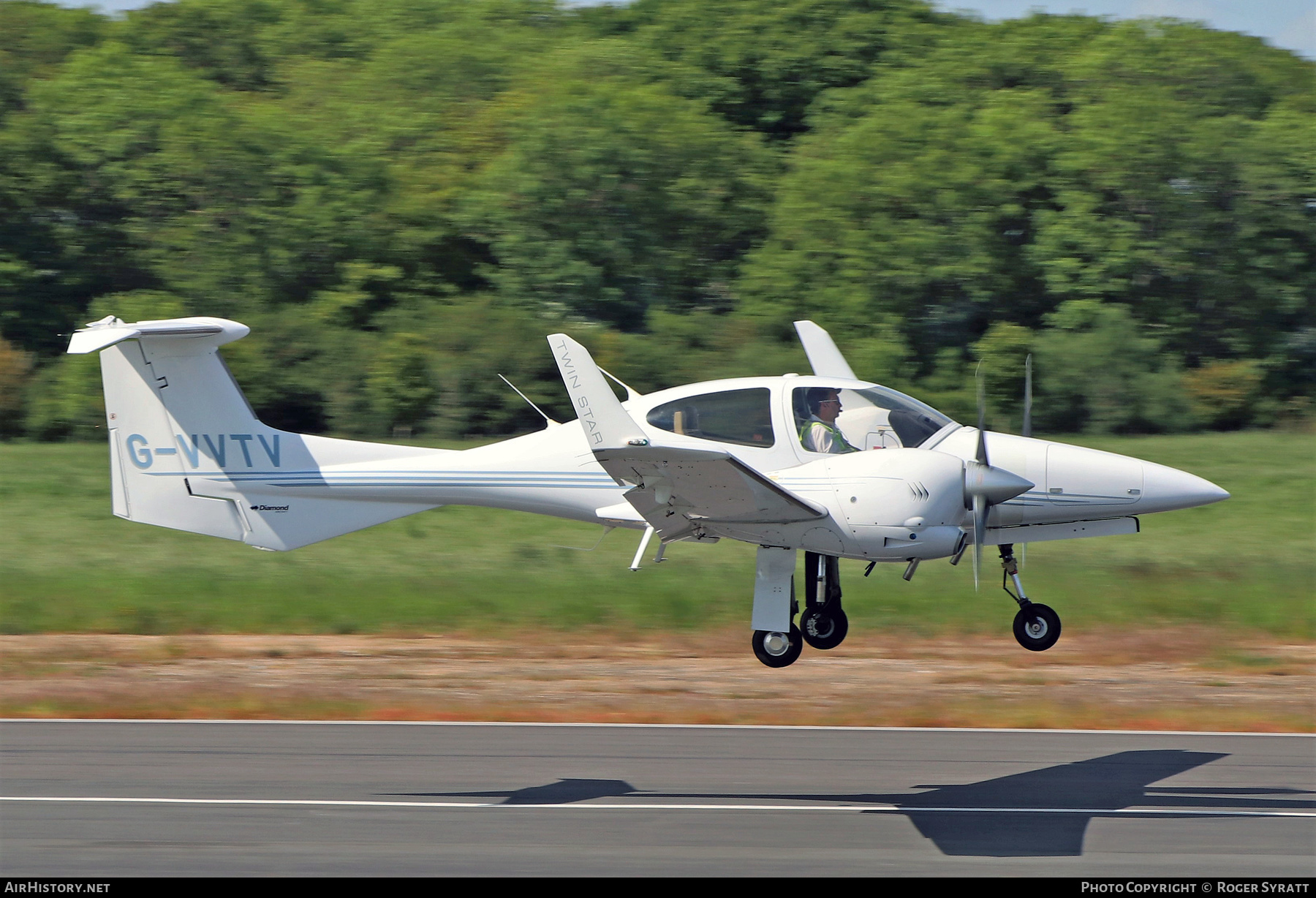 Aircraft Photo of G-VVTV | Diamond DA42 Twin Star | AirHistory.net #574695