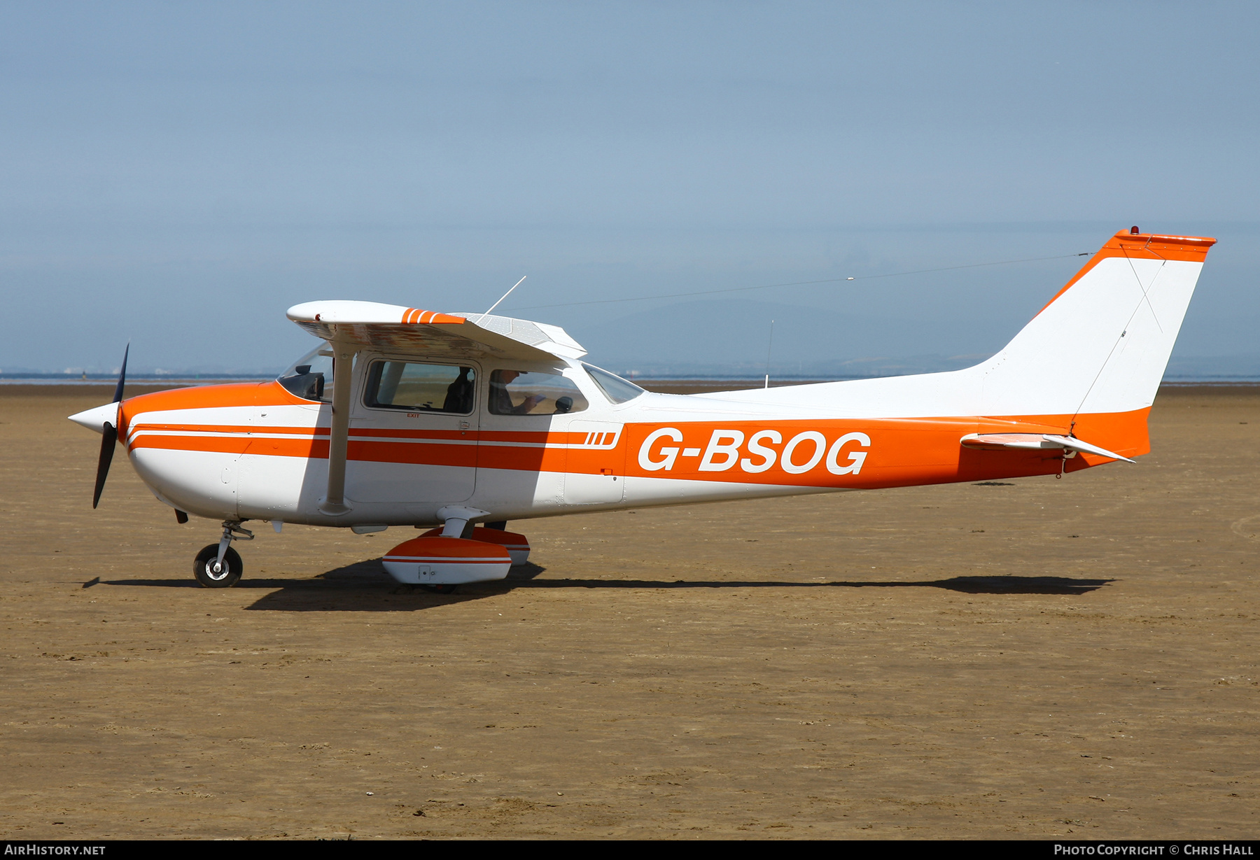 Aircraft Photo of G-BSOG | Cessna 172M Skyhawk | AirHistory.net #574742