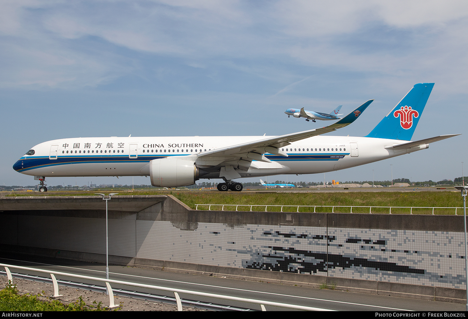 Aircraft Photo of B-30CE | Airbus A350-941 | China Southern Airlines | AirHistory.net #574759