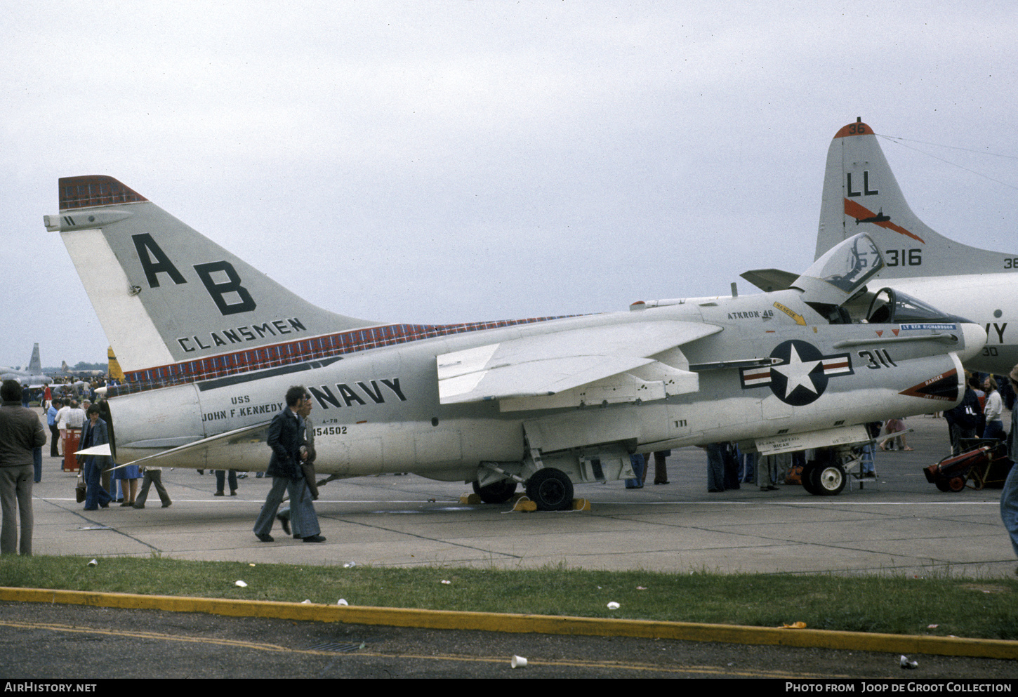 Aircraft Photo of 154502 | LTV A-7B Corsair II | USA - Navy | AirHistory.net #574769