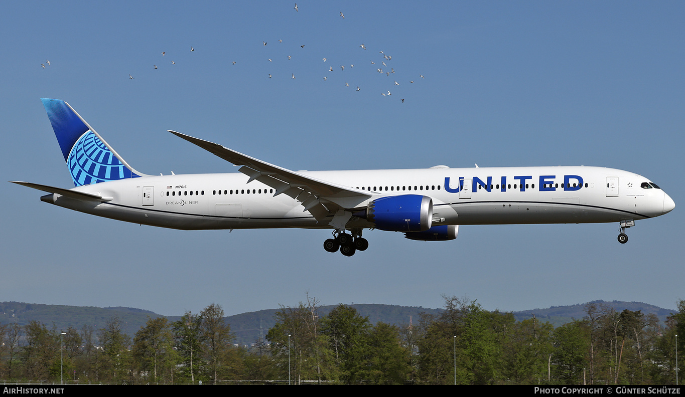Aircraft Photo of N17015 | Boeing 787-10 Dreamliner | United Airlines | AirHistory.net #574965