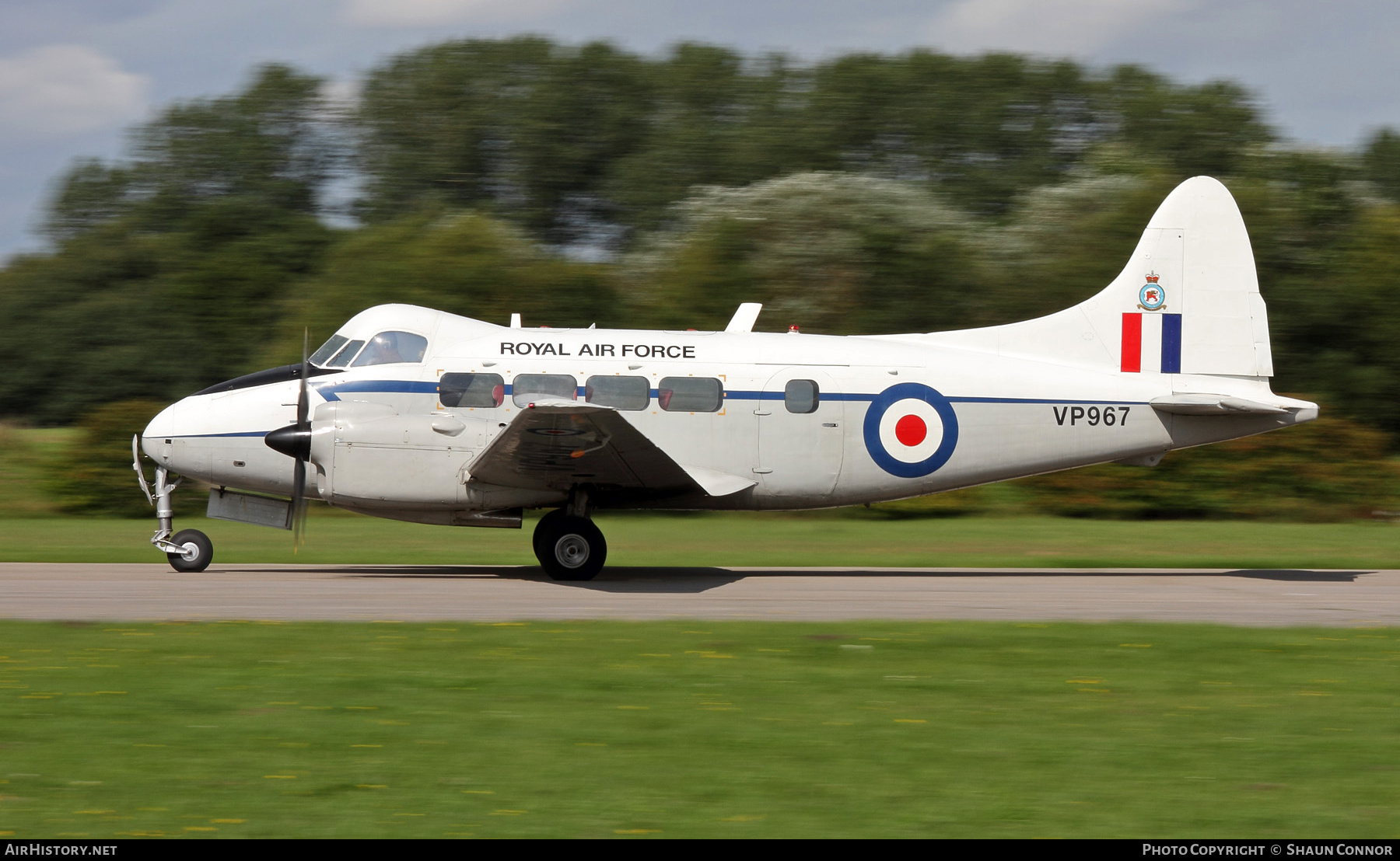 Aircraft Photo of VP967 | De Havilland D.H. 104 Devon C2/2 | UK - Air Force | AirHistory.net #574990