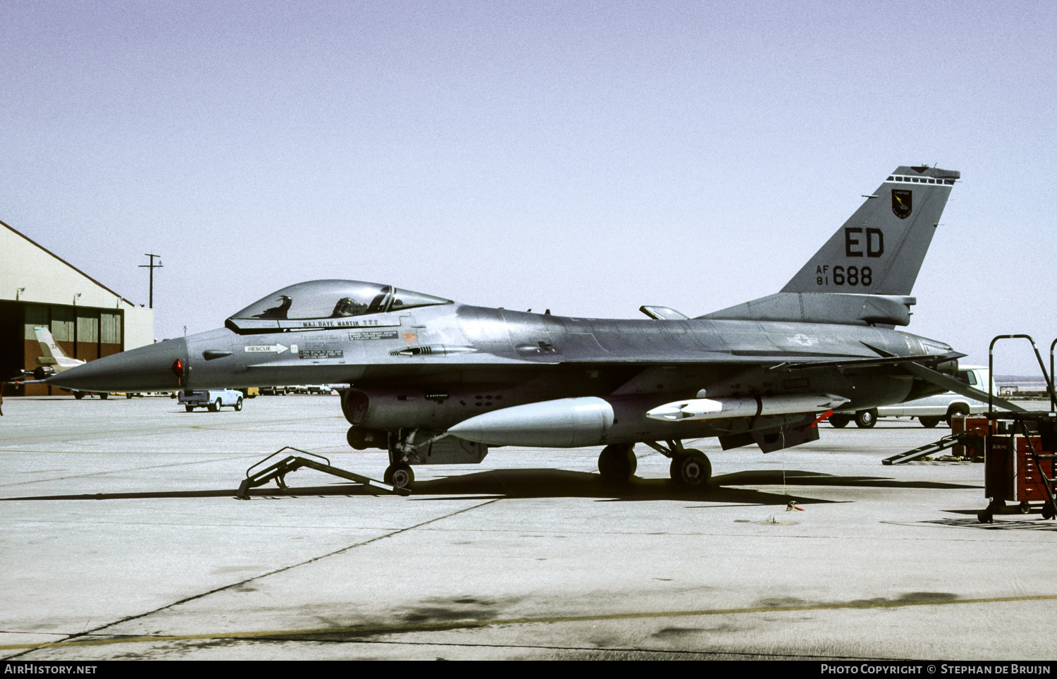 Aircraft Photo of 81-0688 / AF81-688 | General Dynamics F-16A Fighting Falcon | USA - Air Force | AirHistory.net #575023