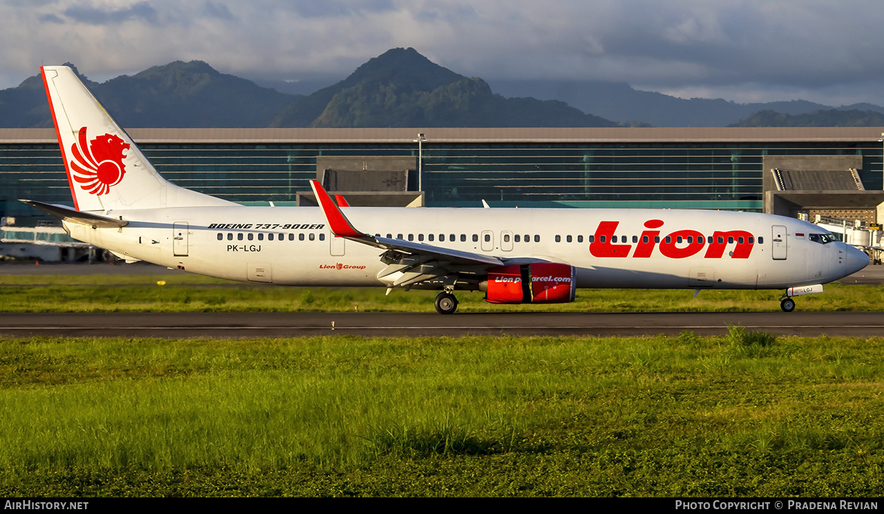 Aircraft Photo of PK-LGJ | Boeing 737-9GP/ER | Lion Air | AirHistory.net #575057