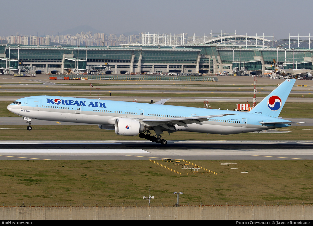 Aircraft Photo of HL8275 | Boeing 777-3B5/ER | Korean Air | AirHistory.net #575074