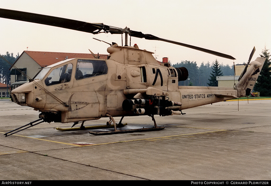 Aircraft Photo of 67-15621 / 0-15621 | Bell AH-1F Cobra (209) | USA - Army | AirHistory.net #575114