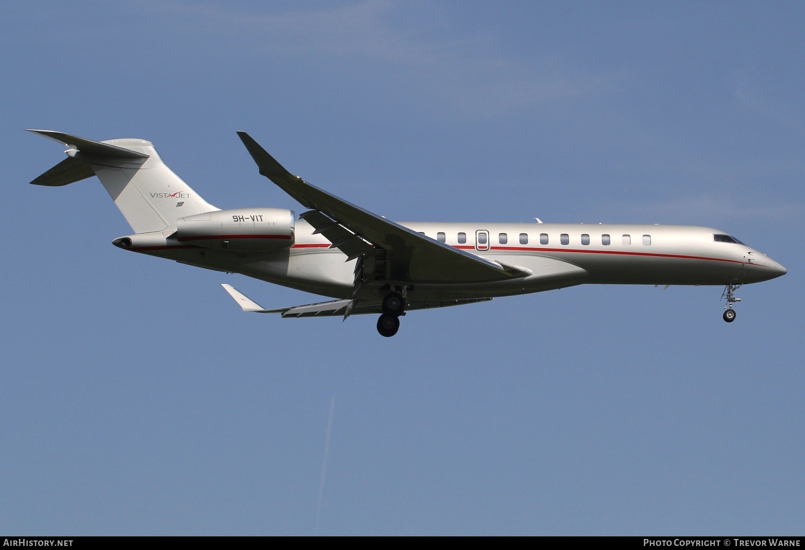 Aircraft Photo of 9H-VIT | Bombardier Global 7500 (BD-700-2A12) | VistaJet | AirHistory.net #575125