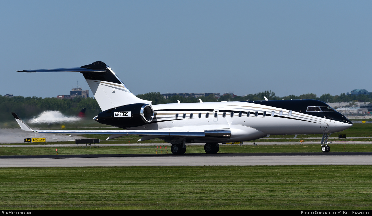 Aircraft Photo of N650SS | Bombardier Global 6500 (BD-700-1A10) | AirHistory.net #575212