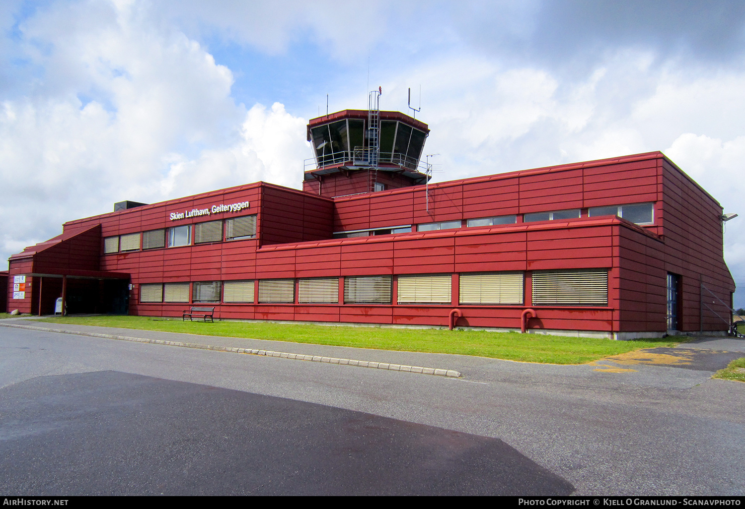 Airport photo of Skien - Geiteryggen (ENSN / SKE) in Norway | AirHistory.net #575282