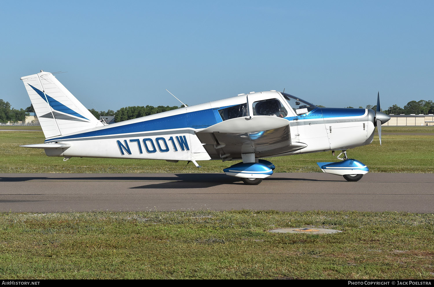 Aircraft Photo of N7001W | Piper PA-28-180 Cherokee | AirHistory.net #575290