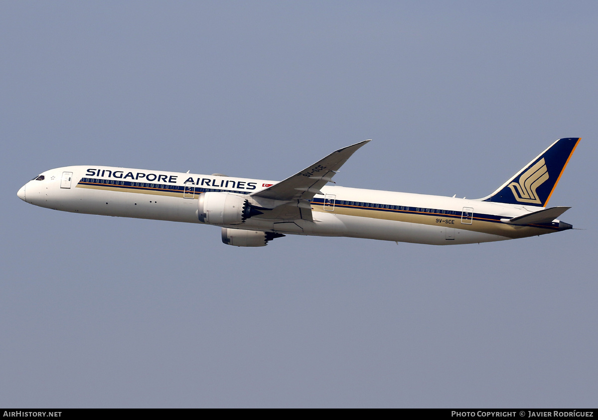 Aircraft Photo of 9V-SCE | Boeing 787-10 Dreamliner | Singapore Airlines | AirHistory.net #575304