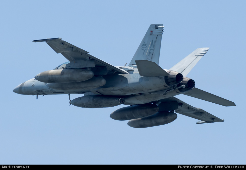 Aircraft Photo of 168892 | Boeing F/A-18F Super Hornet | USA - Navy | AirHistory.net #575471