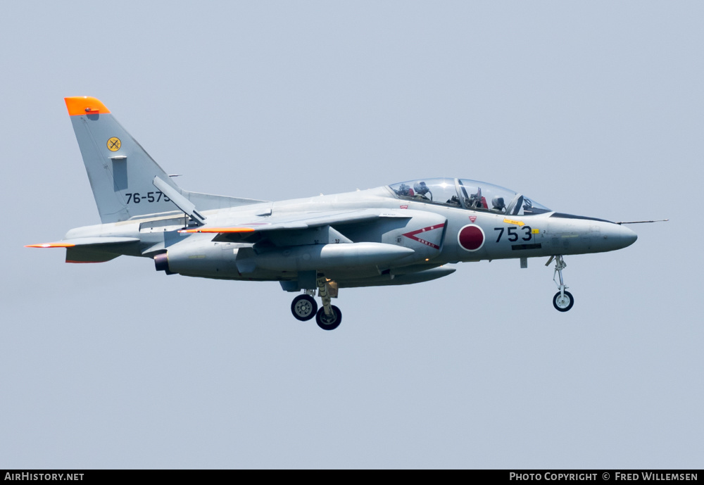 Aircraft Photo of 76-5753 | Kawasaki T-4 | Japan - Air Force | AirHistory.net #575476
