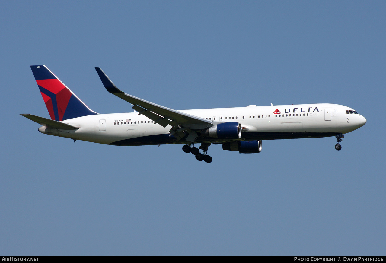 Aircraft Photo of N192DN | Boeing 767-332/ER | Delta Air Lines | AirHistory.net #575496