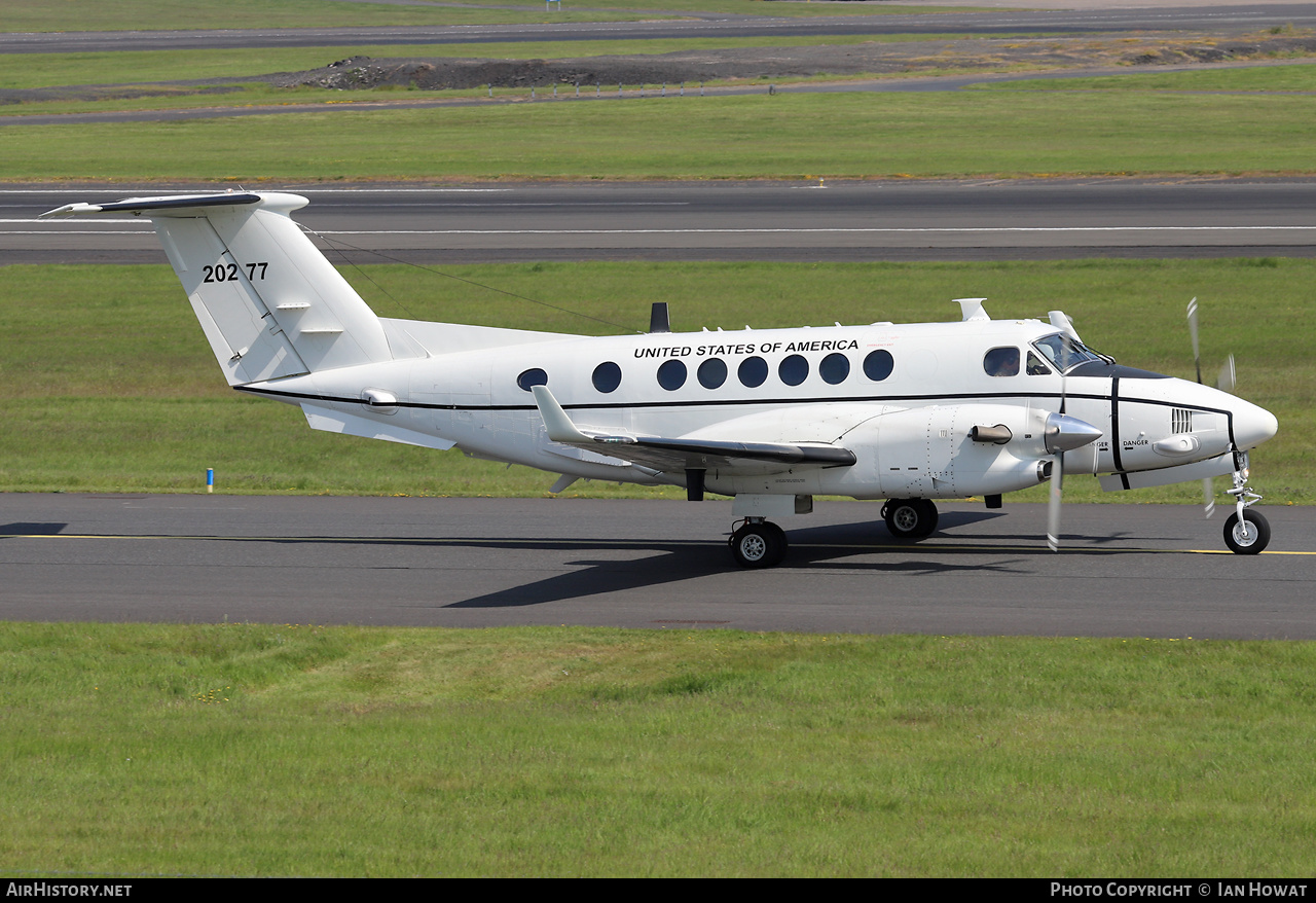 Aircraft Photo of 12-0277 / 20277 | Hawker Beechcraft C-12S Huron (350ER) | USA - Army | AirHistory.net #575498
