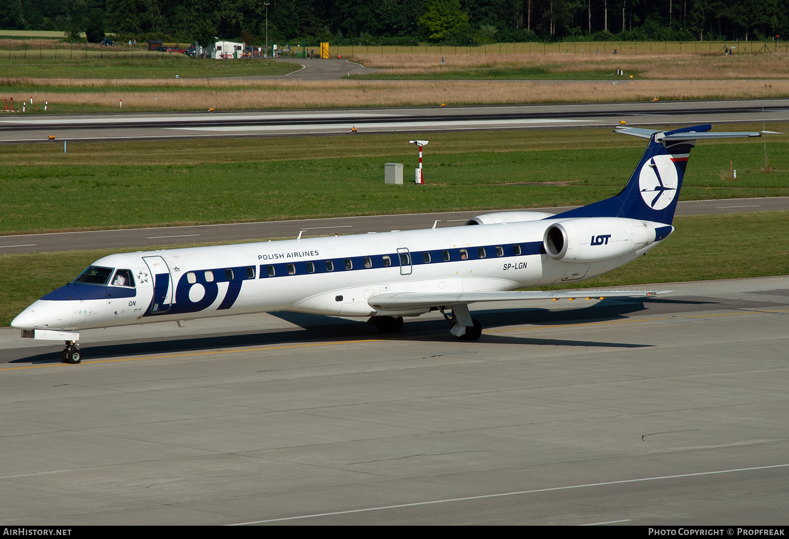 Aircraft Photo of SP-LGN | Embraer ERJ-145MP (EMB-145MP) | LOT Polish Airlines - Polskie Linie Lotnicze | AirHistory.net #575512