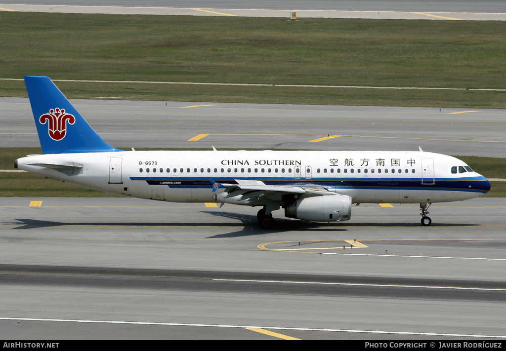 Aircraft Photo of B-6679 | Airbus A320-232 | China Southern Airlines | AirHistory.net #575531